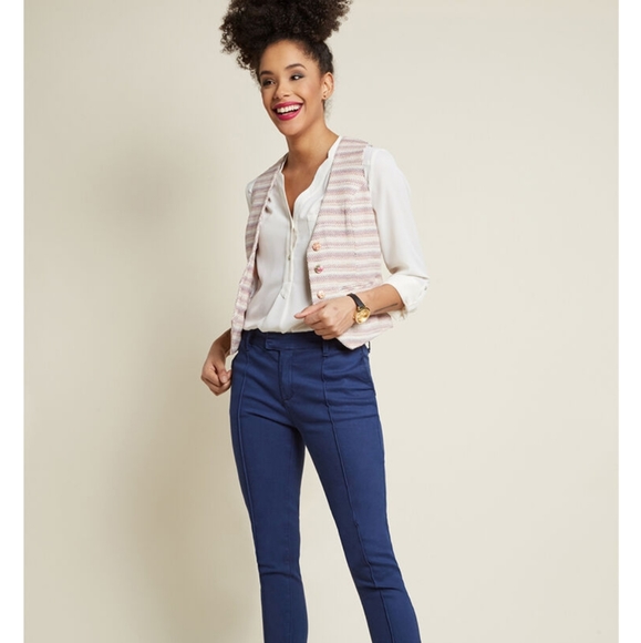 Pastel Striped Commit to Interest Vest in Stripes - Picture 5 of 9